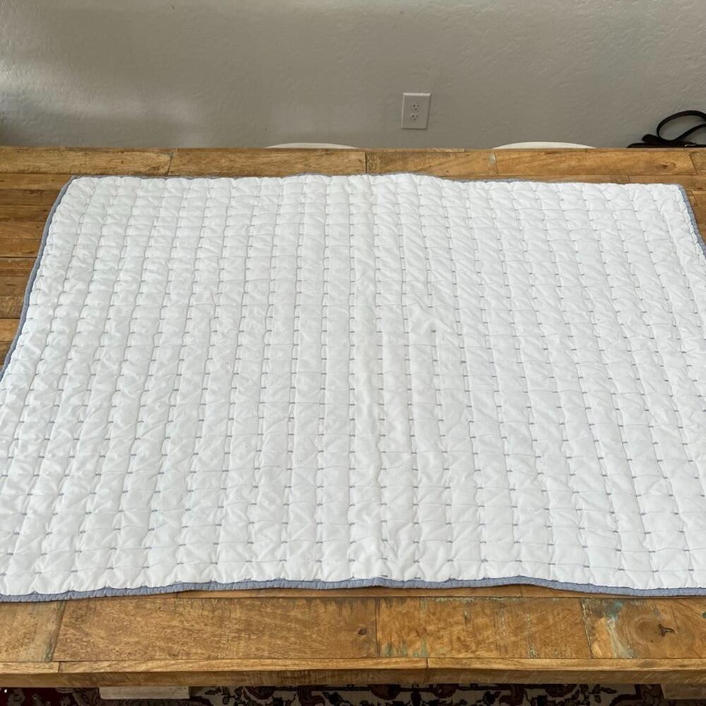 Pottery Barn Toddler Pick Stitch Quilt White & Blue Cotton Blend 36 in x 50 in
